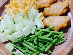 -初念轻轻然(长阳创谷店)