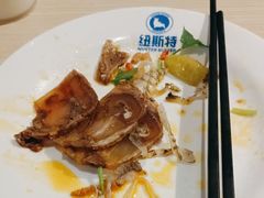-纽斯特牛排自助餐厅(浦江万达店)