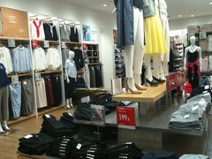 -优衣库(东莞汇一城店)