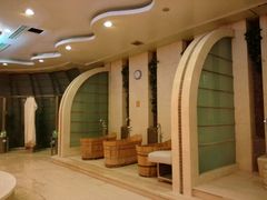 -碧中海汤泉汗蒸酒店