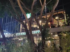 -星巴克(南宁民歌湖店)