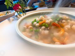 鸡头米炒手剥河虾仁-三利音·东方司宴(外滩店)