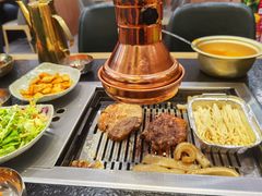-臻牛烤肉