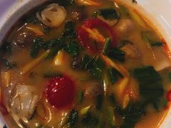 冬阴功汤-食肆&Fourteen(武林夜市店)