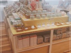 -猫的天空之城概念书店(印象城购物中心店)