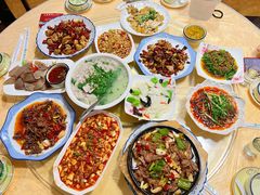 -洪霞餐馆