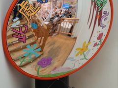 -猫的天空之城概念书店(杭州南宋御街店)