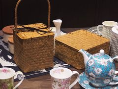 -光海书局(南京东路第一百货店)