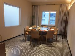 -羊门客在·烤盐池滩羊·川菜