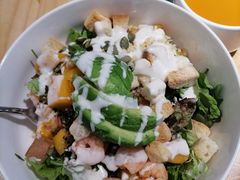 牛油果虾仁芒果沙拉-CALIFORKS加州叉子轻食(朝阳门店)