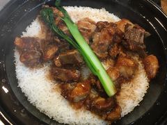 排骨煲仔饭-龙鑫记清远脆皮鸡胡椒猪肚鸡