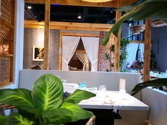 -墨居上隐·院子里火锅(峨眉店)