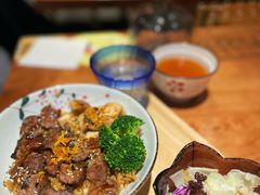 招牌全熟牛肋条饭-POKEE VIA&Brunch·维娅(重庆来福士店)