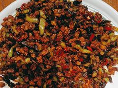 黑三剁-云海肴·汽锅鸡·云南菜(天山百盛优客店)