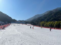 -大别山南武当滑雪场