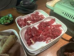 -天成·潮州牛肉脆肉鱼生蚝自助火锅