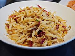 油渣小炒胖豆芽-红厨巷·淮扬菜(熙南里店)