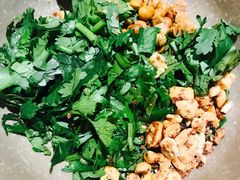 -肖肖酸萝卜鱼火锅(总店)