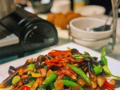 黑鸡枞炒腊肉-泉味道贵州厨房(三里河店)