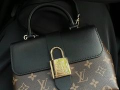 -聚云奢二手奢侈品黄金手表包包回收·中古店(中福城店)