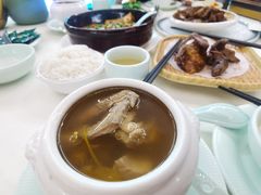 天籽兰花炖老鸽汤-五谷芳乳鸽王(海景店)
