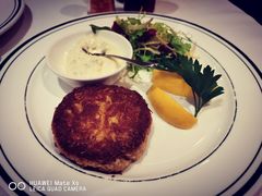 招牌蟹肉饼-Wolfgang’s Steakhouse 沃夫冈牛排馆(上海白玉兰广场店)