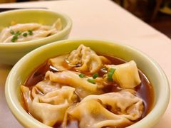 红油抄手-龙门阵茶屋川菜馆(武康路店)