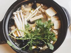 -烹然四季椰子鸡火锅(团结湖总店)
