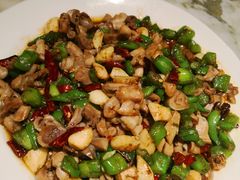 -梁家大院•农家菜(昆山会展中心店)