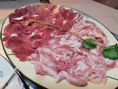 天衣無縫拚一兩肉-华哥新鲜猪精品美食