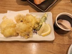 -元祖ぶっち切り寿司 魚心(三宫店)
