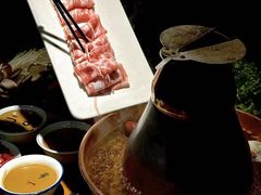 -老楼羊蝎子·铜锅涮肉•20年专注羊肉(惊驾路店)