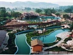 -金孔雀温泉旅游度假村