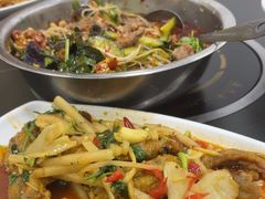 -周良天山牛杂城(天山路总店)