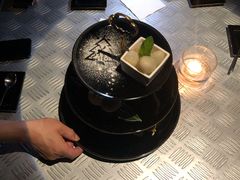 -穹六人间 people 6(岳阳路店)