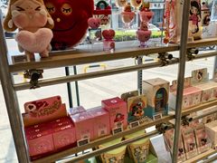 -泡泡玛特POPMART(黄岛新城吾悦店)