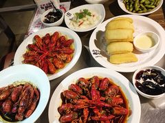 -龙巢盱眙龙虾·牛蛙·烧烤宵夜(八卦岭店)