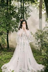 -上花轿婚纱摄影