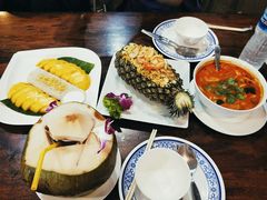 -Dang restaurant (patong phuket)