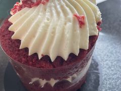 红丝绒芝士小蛋糕-多乐之日(华贸天地店)