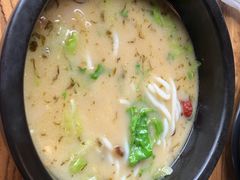 过桥米线-金香缘米线(大润发店)