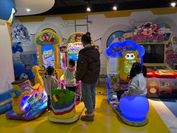 -秦皇星际小蚂蚁乐园