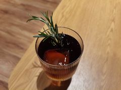 -ZING COFFEE 镜咖啡