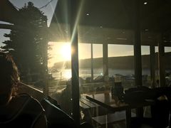 -12 Rocks Beach Bar Cafe