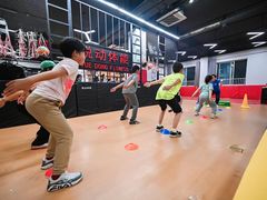 -悦动体能篮球羽毛球网球(三里河店)