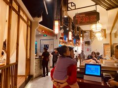 -万重锦·人文川菜馆(骡马市店)