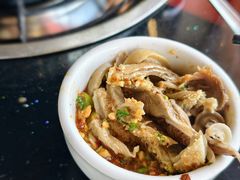 -老石黑山羊毛驴肉火锅(金凯广场店)