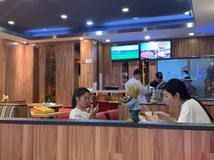 大堂-尊宝比萨(较场口店)