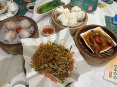 -悦得闲广式点心茶楼(蓝鲸世界店)