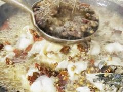 -金三可市井水煮鱼(金碧园店)